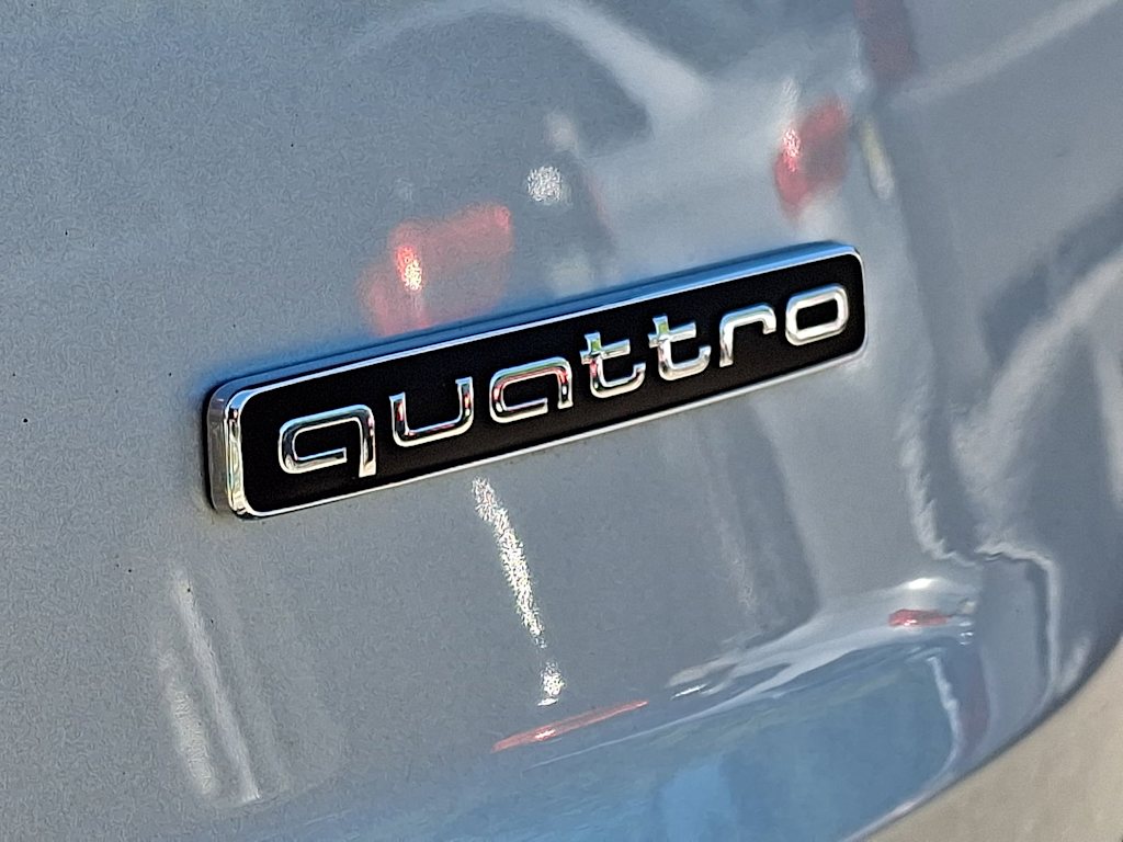 Thumbnail: 2023 Audi Q7 - 7