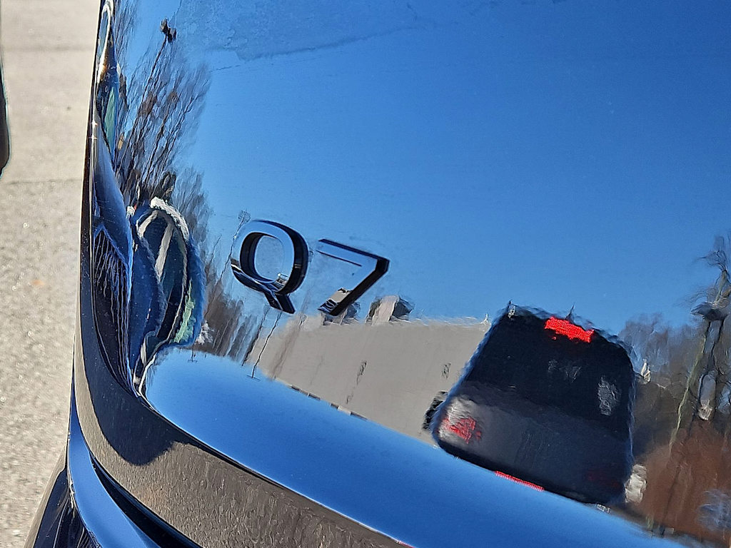 Thumbnail: 2025 Audi Q7 - 7