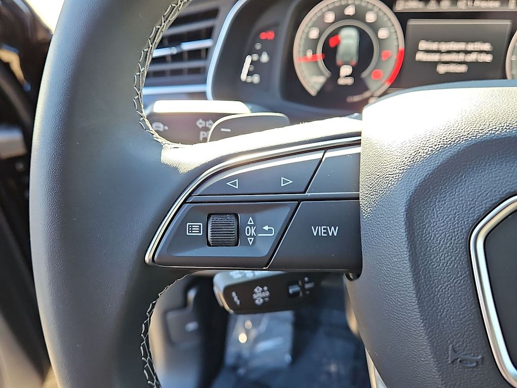 Thumbnail: 2025 Audi Q7 - 21