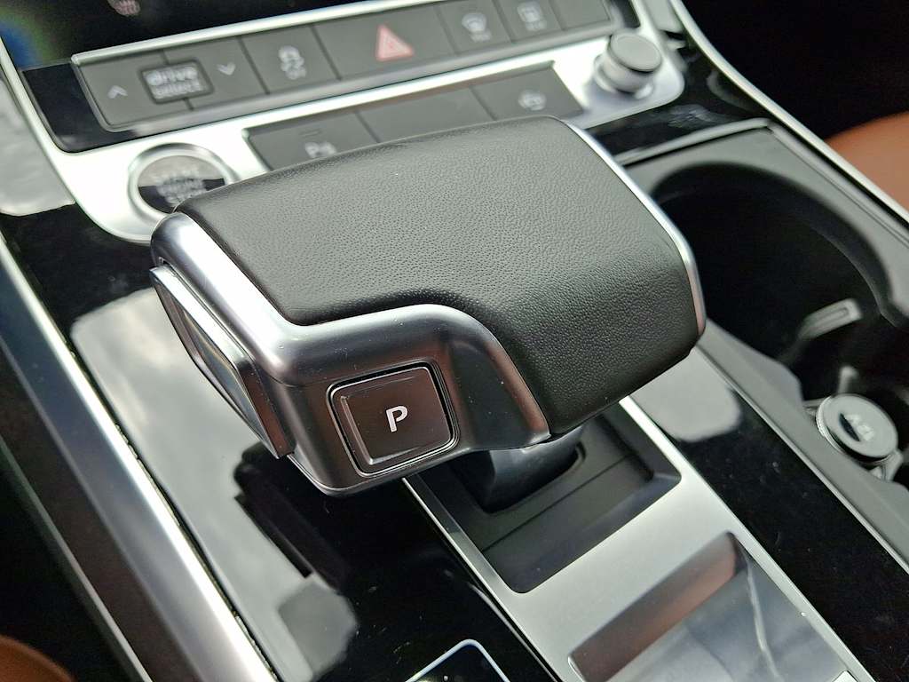 Thumbnail: 2023 Audi Q7 - 24