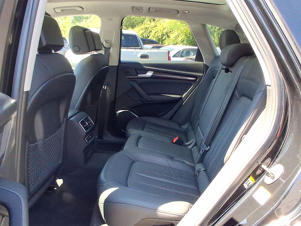 Thumbnail: 2019 Audi Q5 - 31
