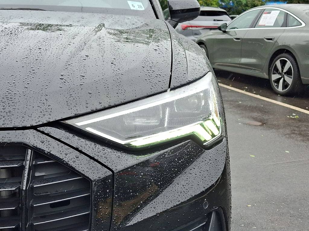 Thumbnail: 2023 Audi Q3 - 34