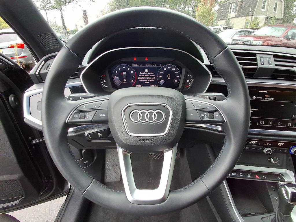 Thumbnail: 2023 Audi Q3 - 12