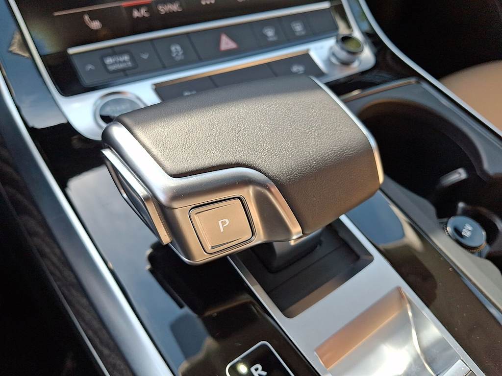 Thumbnail: 2026 Audi Q7 - 24