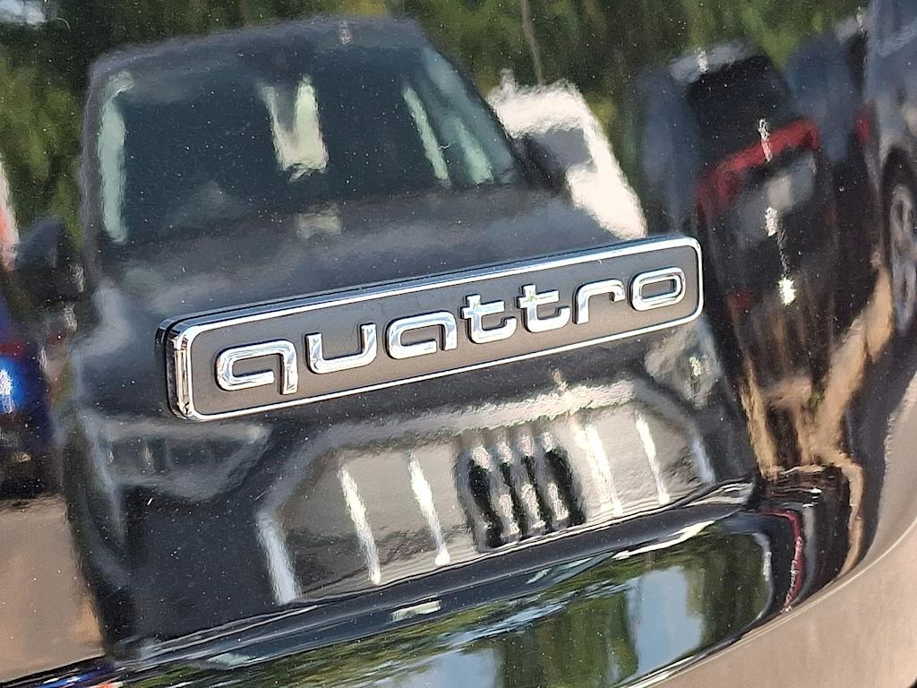 Thumbnail: 2026 Audi Q7 - 7