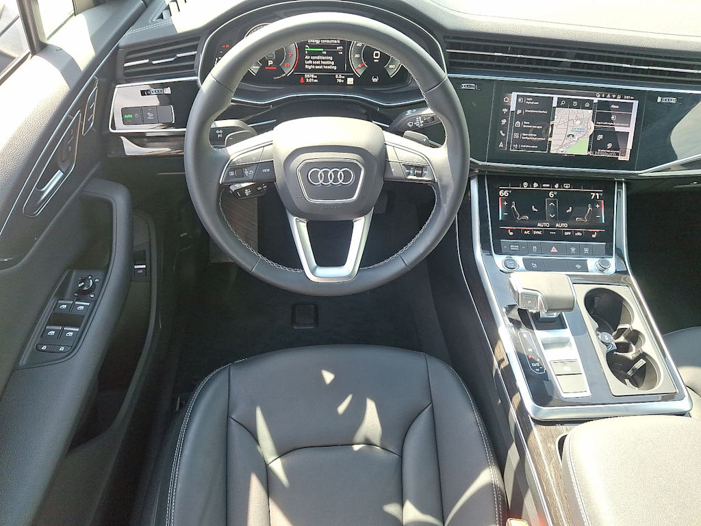 Thumbnail: 2026 Audi Q7 - 9