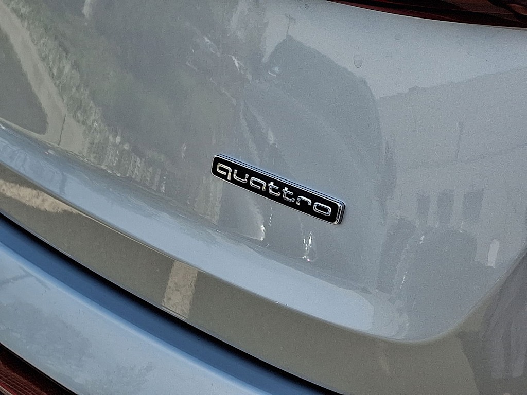 Thumbnail: 2026 Audi Q7 - 7