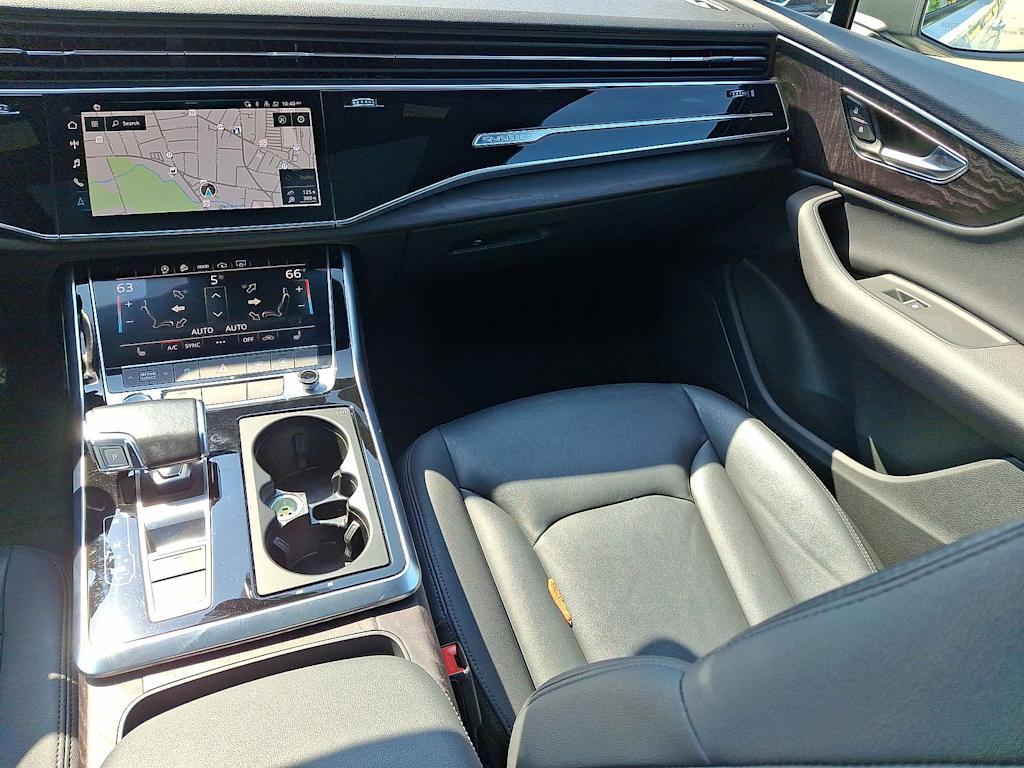 Thumbnail: 2021 Audi Q7 - 15