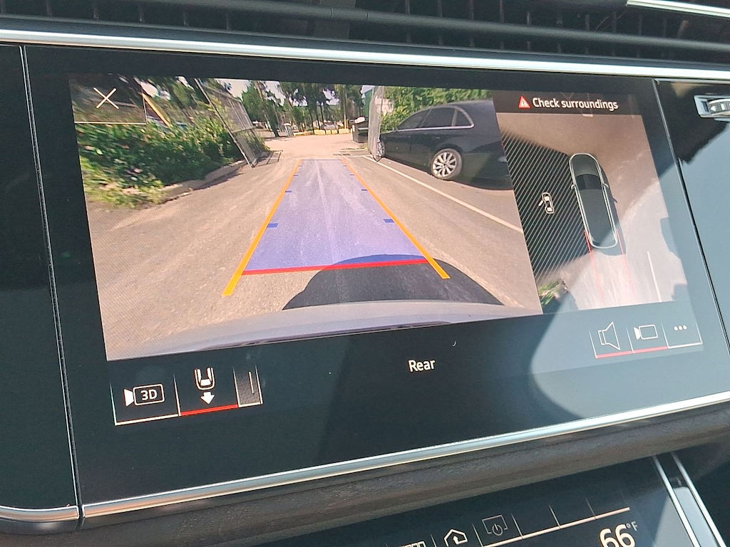 Thumbnail: 2021 Audi Q7 - 25