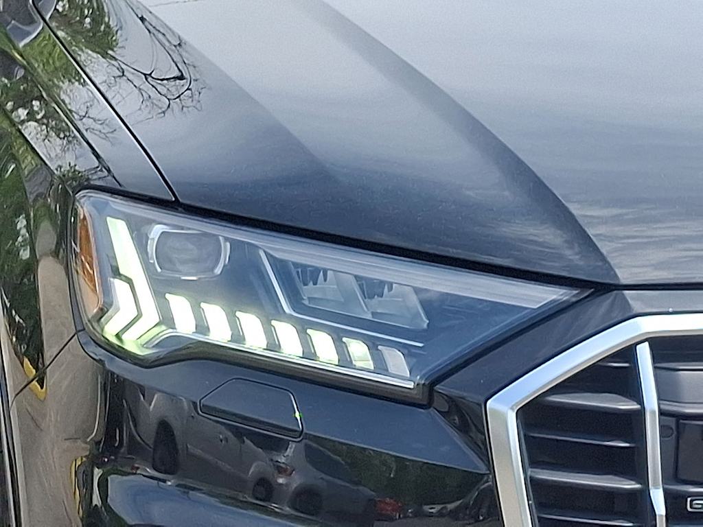 Thumbnail: 2023 Audi Q7 - 26
