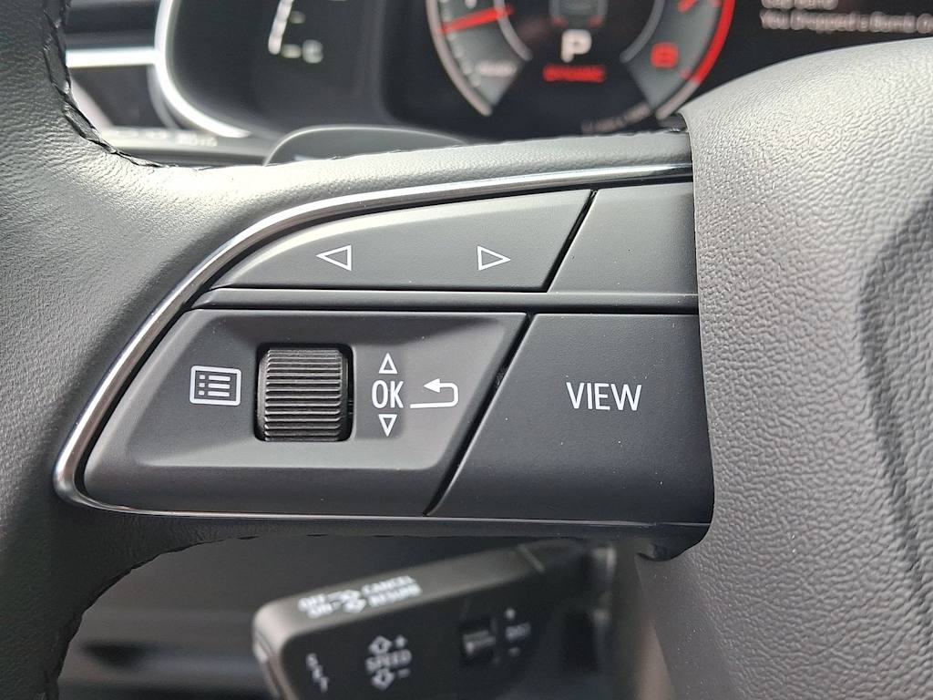 Thumbnail: 2023 Audi Q7 - 26