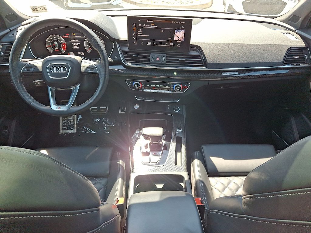 Thumbnail: 2024 Audi SQ5 - 2
