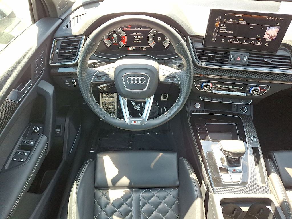 Thumbnail: 2024 Audi SQ5 - 13