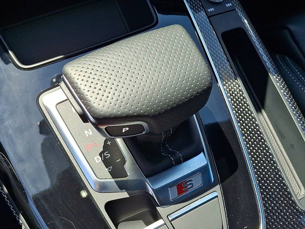 Thumbnail: 2024 Audi SQ5 - 15