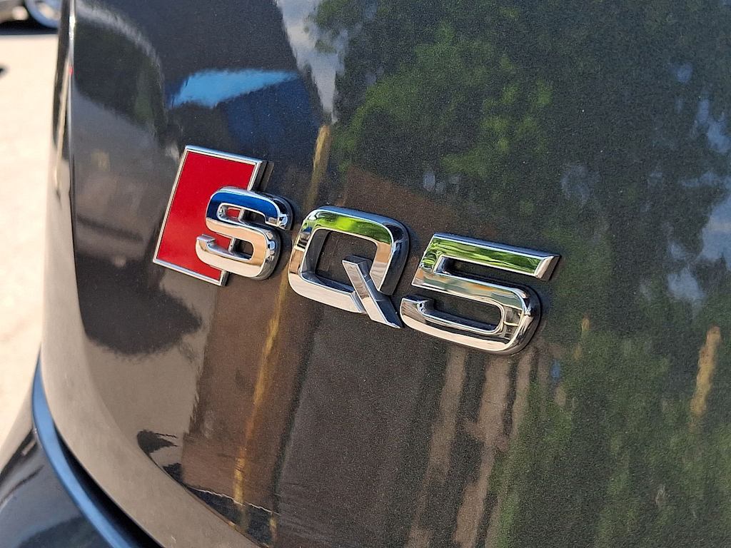 Thumbnail: 2024 Audi SQ5 - 7