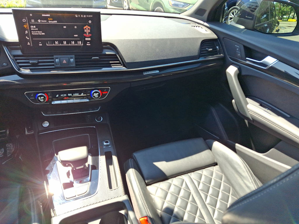 Thumbnail: 2023 Audi SQ5 - 14