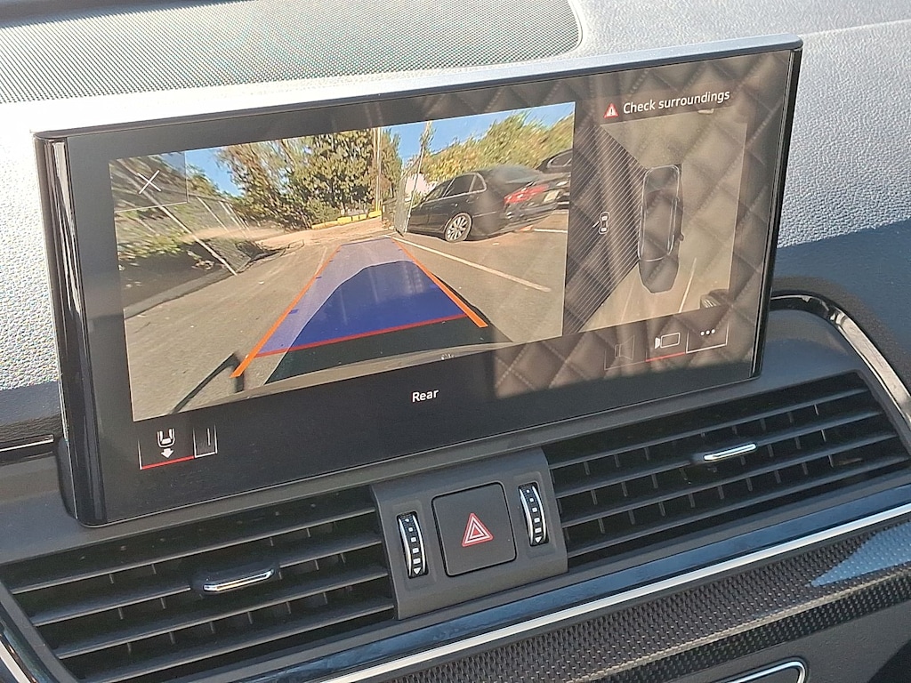 Thumbnail: 2024 Audi SQ5 - 20