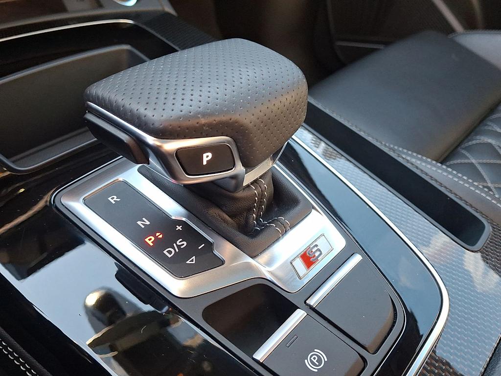 Thumbnail: 2024 Audi SQ5 - 13