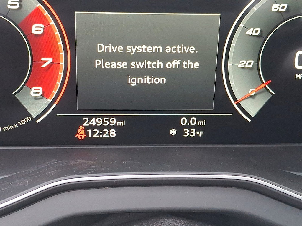 Thumbnail: 2023 Audi SQ5 - 14