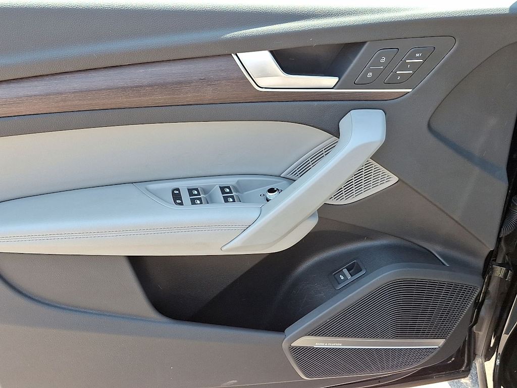 Thumbnail: 2021 Audi Q5 - 24