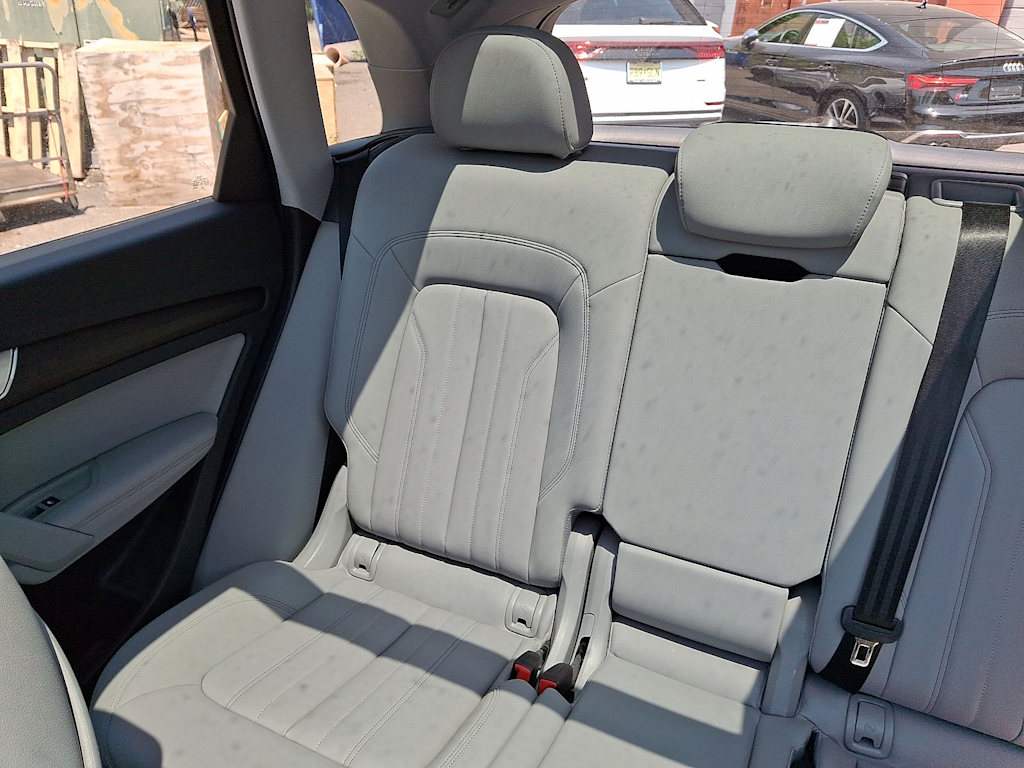 Thumbnail: 2021 Audi Q5 - 11