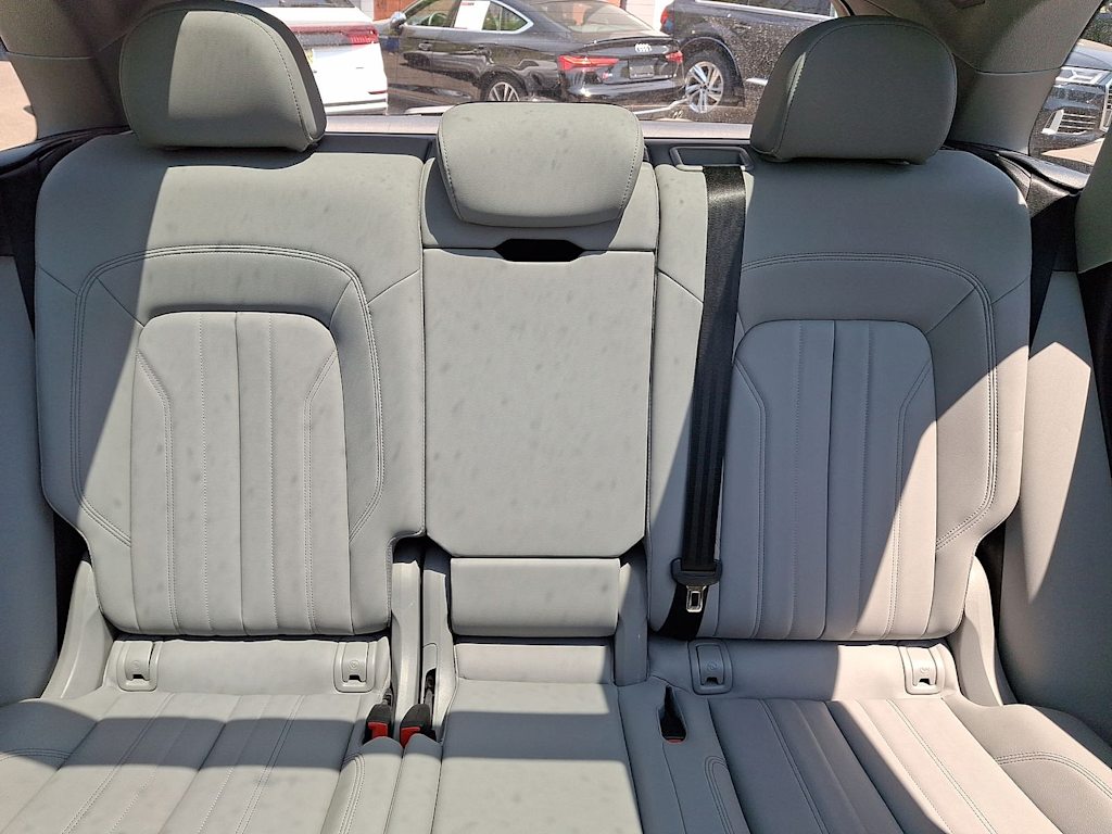 Thumbnail: 2021 Audi Q5 - 22