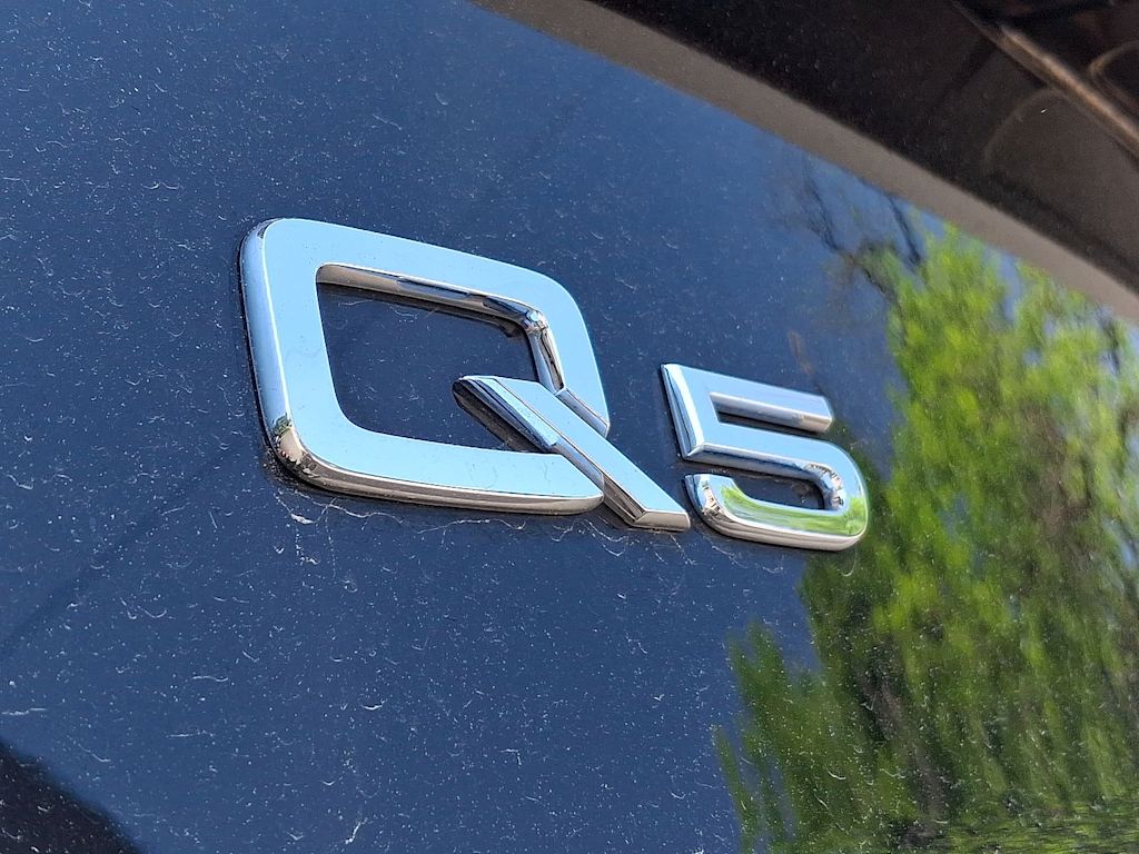Thumbnail: 2021 Audi Q5 - 7