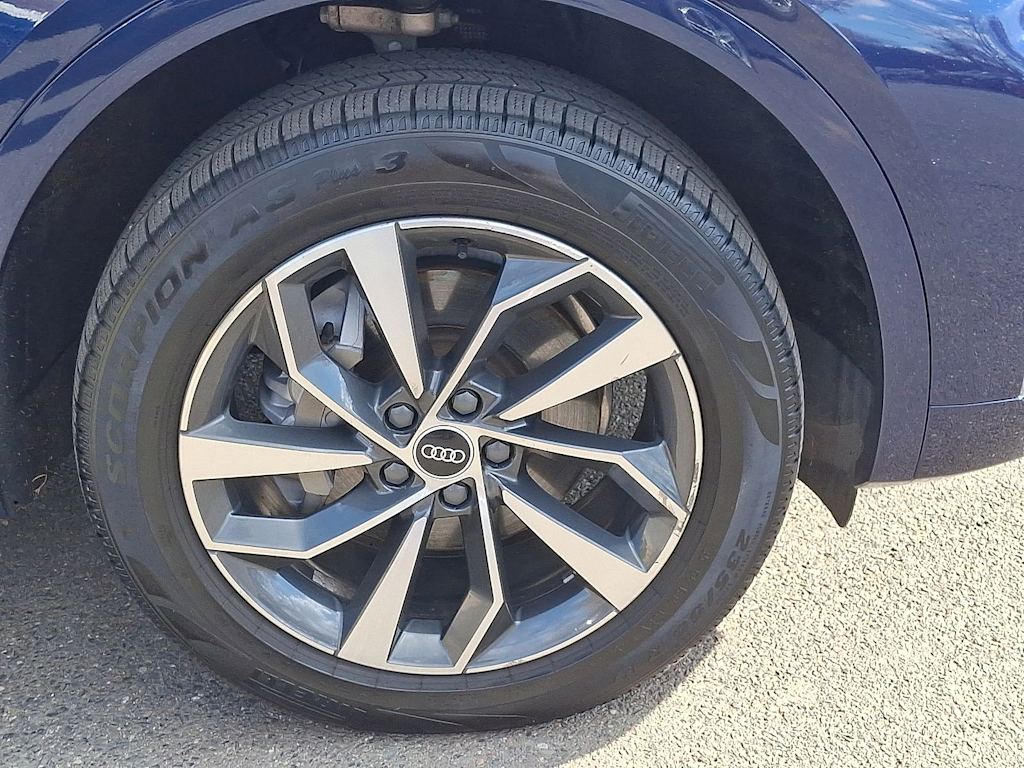 Thumbnail: 2021 Audi Q5 - 8