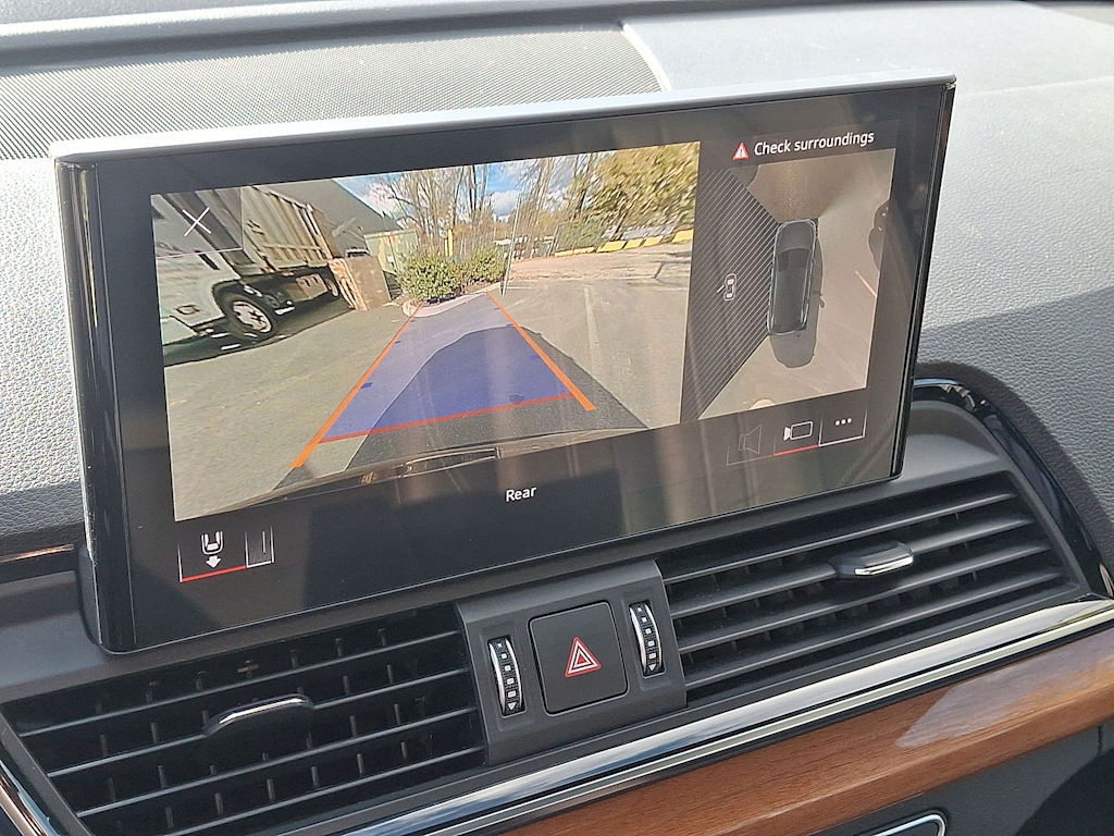 Thumbnail: 2021 Audi Q5 - 20