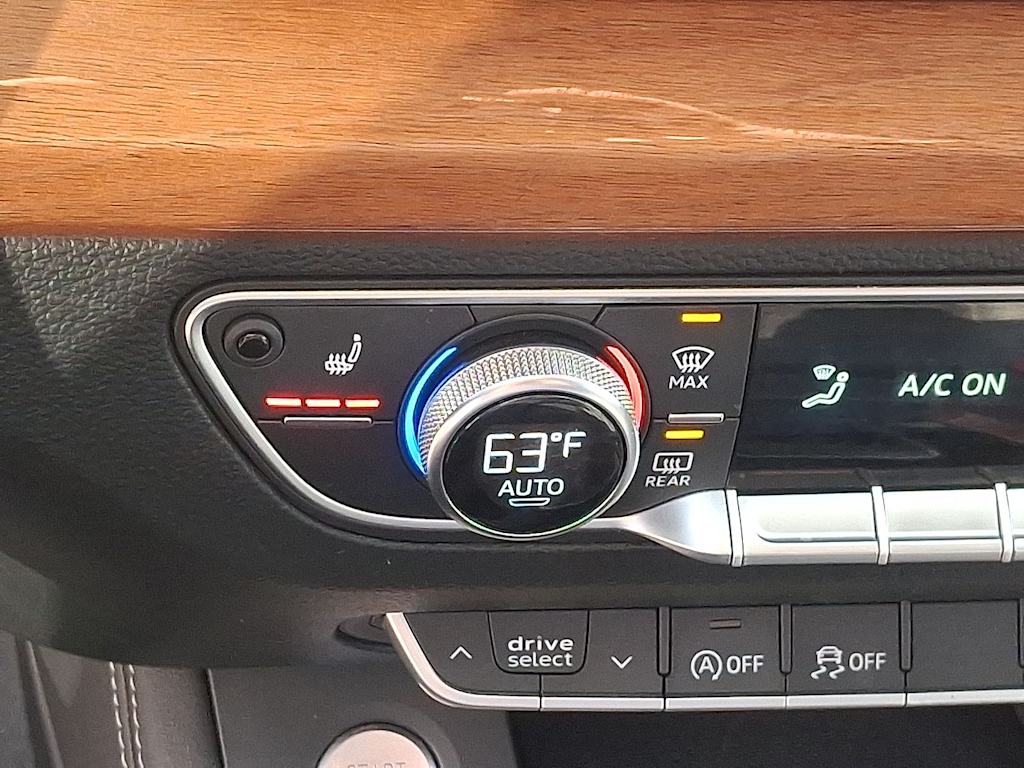 Thumbnail: 2021 Audi Q5 - 23