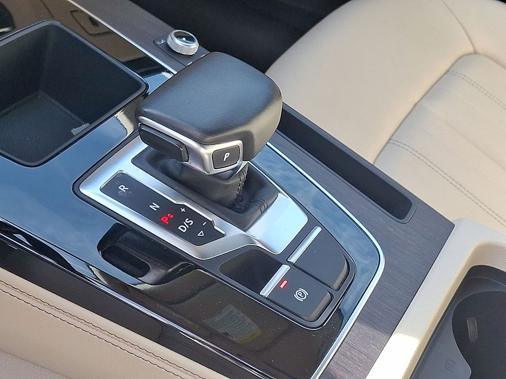 Thumbnail: 2023 Audi Q5 - 13