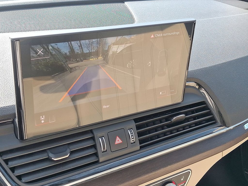 Thumbnail: 2023 Audi Q5 - 22