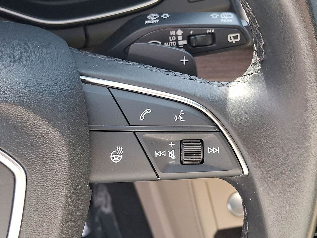 Thumbnail: 2023 Audi Q5 - 24