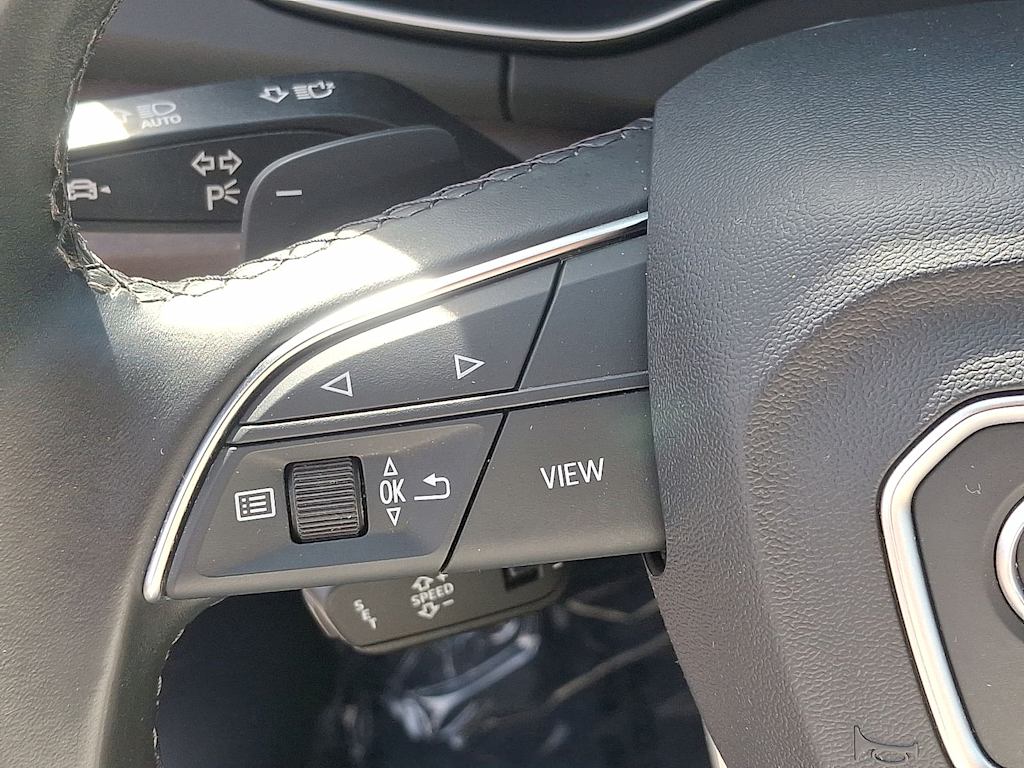 Thumbnail: 2023 Audi Q5 - 23