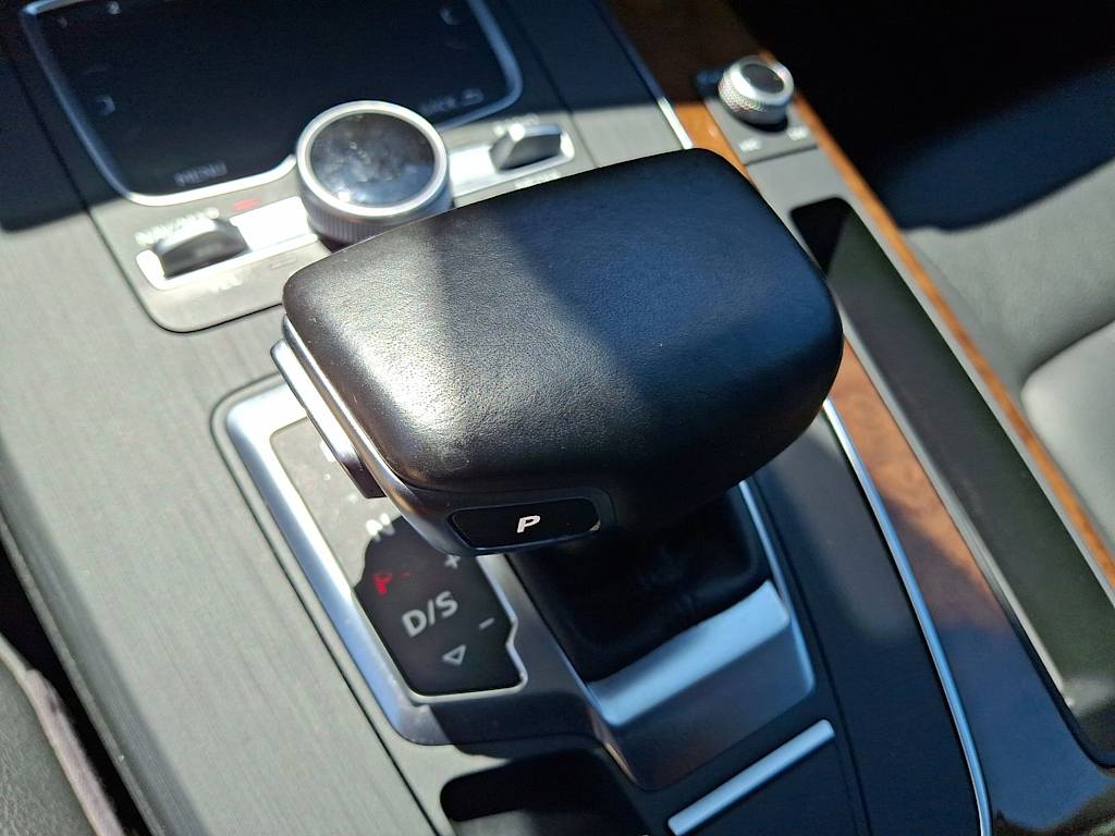 Thumbnail: 2018 Audi Q5 - 15