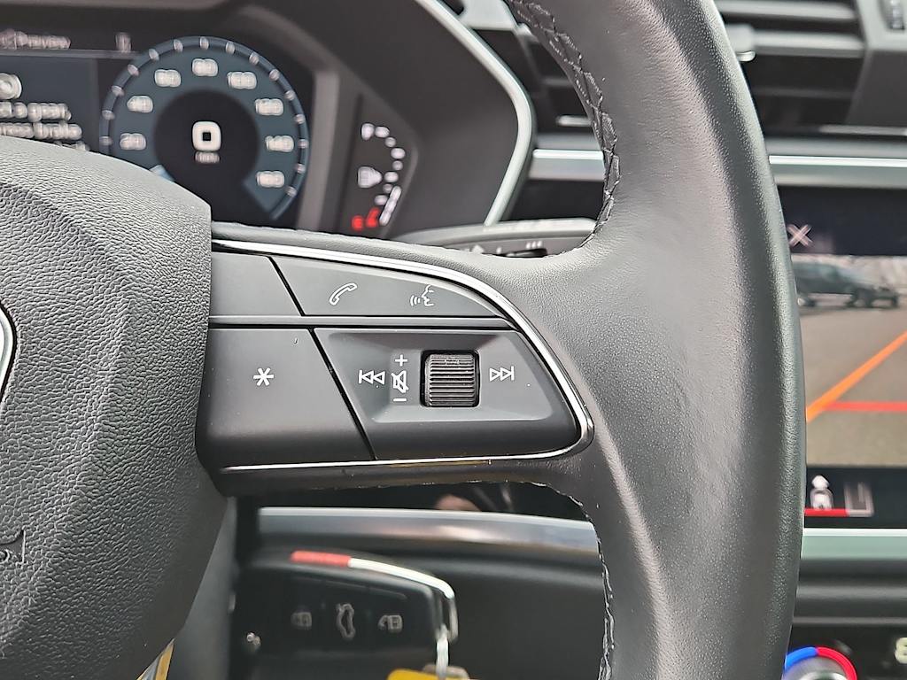 Thumbnail: 2022 Audi Q3 - 23