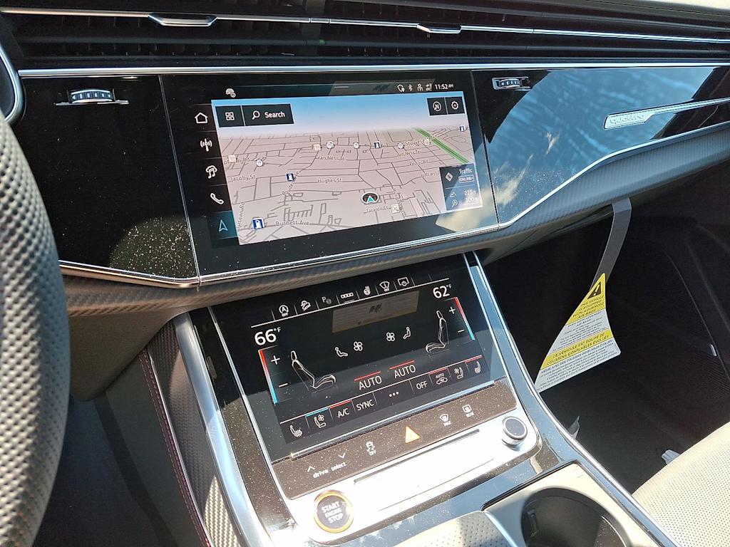 Thumbnail: 2026 Audi SQ8 - 12