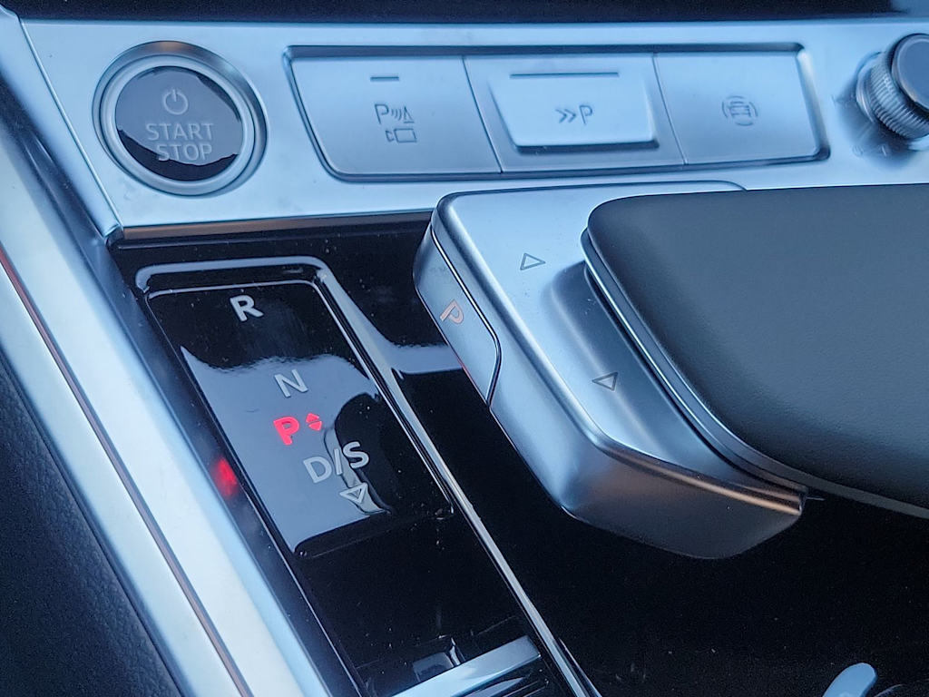 2024 Audi Q8 e-tron Prestige 9