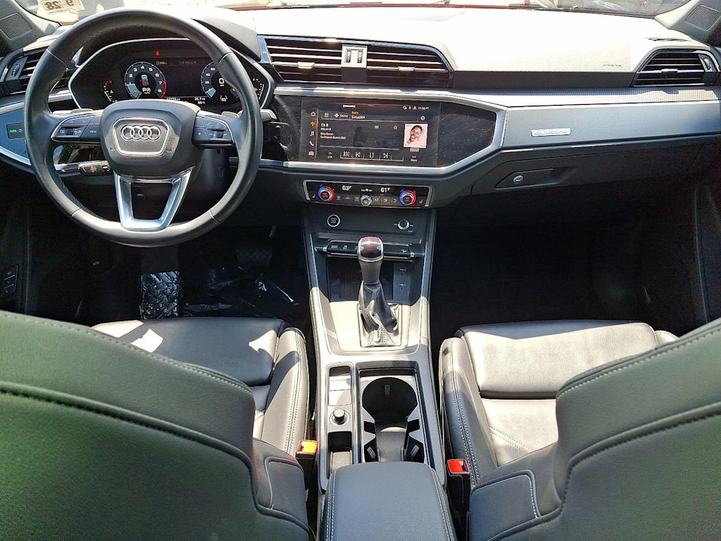 Thumbnail: 2024 Audi Q3 - 2