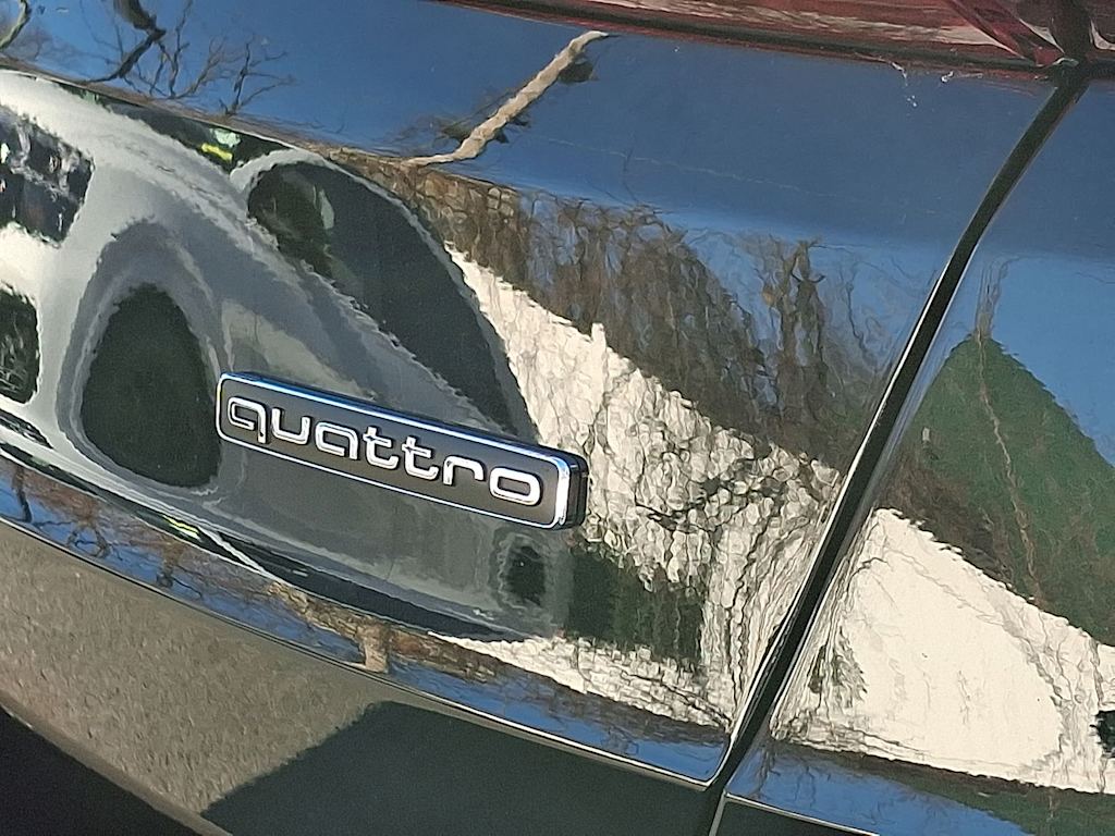 Thumbnail: 2025 Audi Q3 - 25