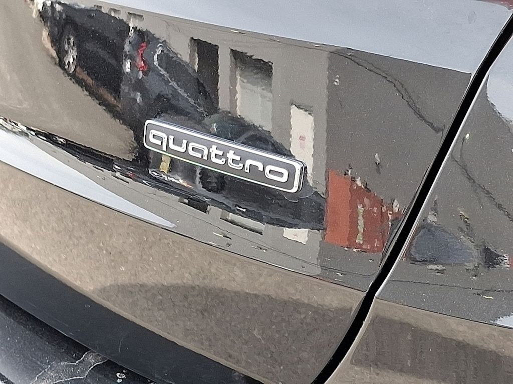 Thumbnail: 2023 Audi Q3 - 7