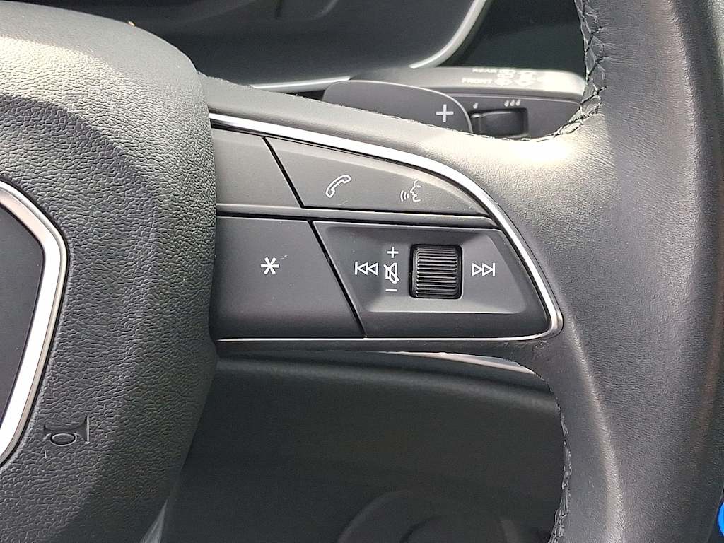 Thumbnail: 2023 Audi Q3 - 22