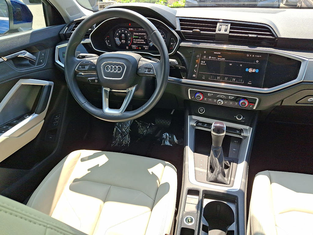 Thumbnail: 2023 Audi Q3 - 9