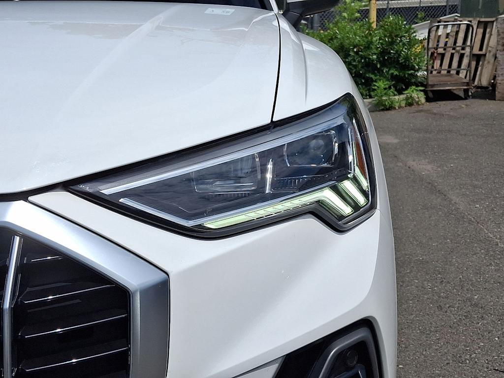 Thumbnail: 2023 Audi Q3 - 34