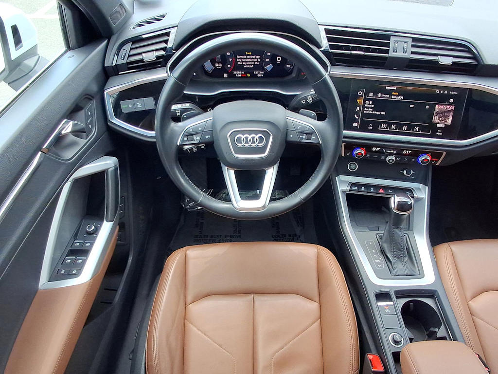 Thumbnail: 2024 Audi Q3 - 13