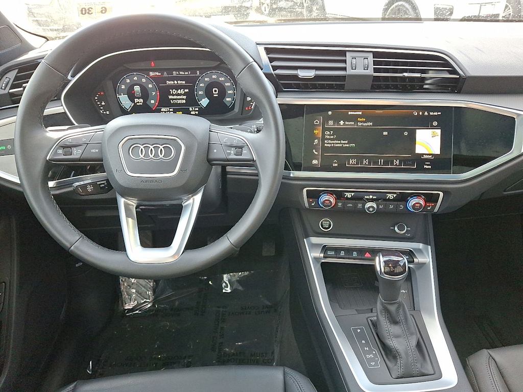 Thumbnail: 2025 Audi Q3 - 9