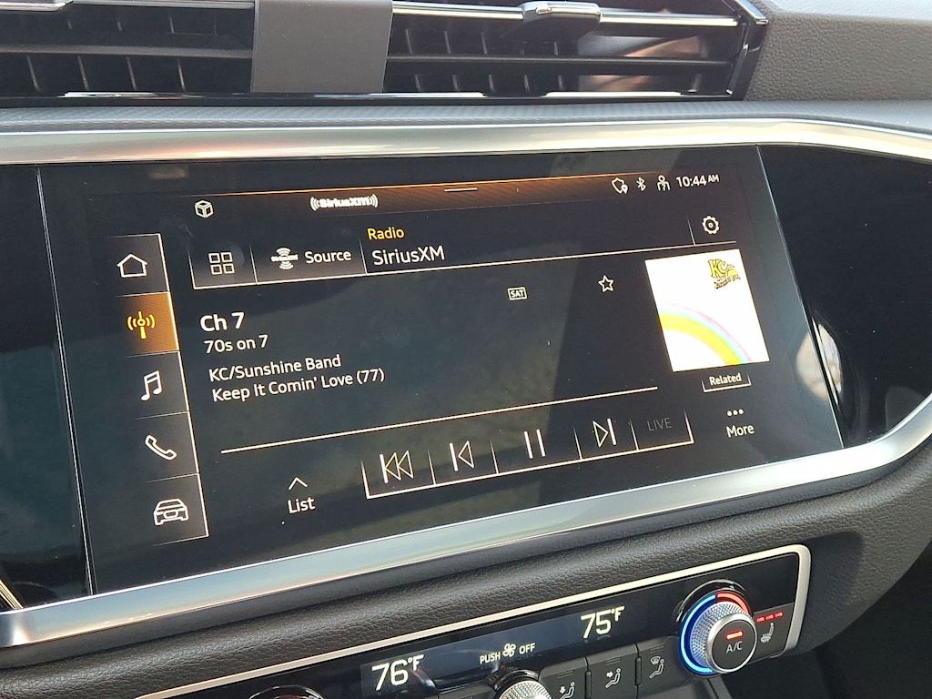 Thumbnail: 2025 Audi Q3 - 12