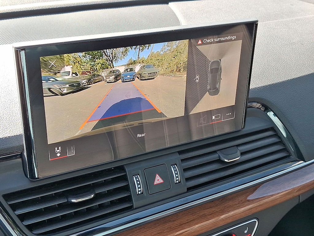 Thumbnail: 2022 Audi Q5 - 20