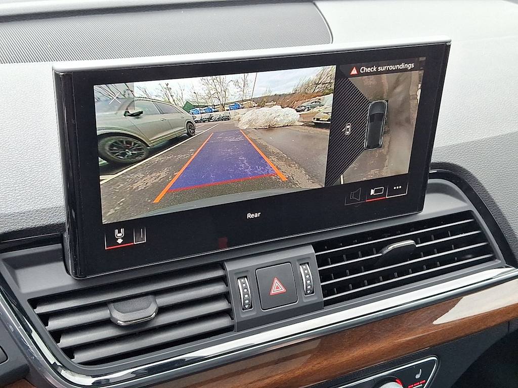 Thumbnail: 2023 Audi Q5 - 20