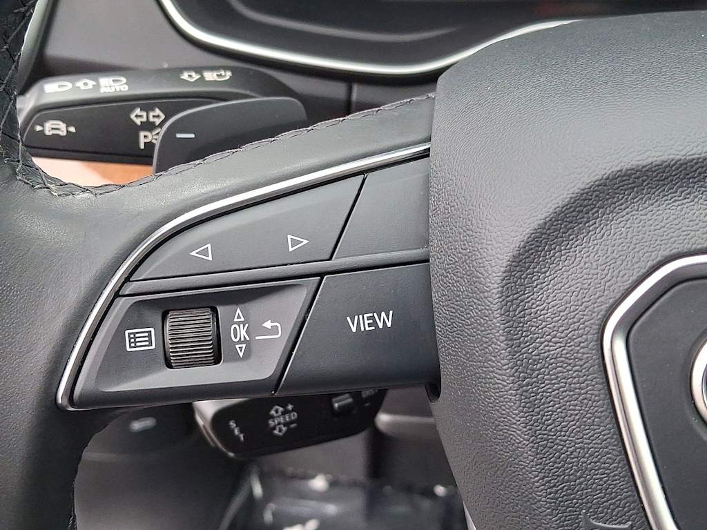 Thumbnail: 2023 Audi Q5 - 21